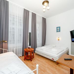 Dreibettzimmer